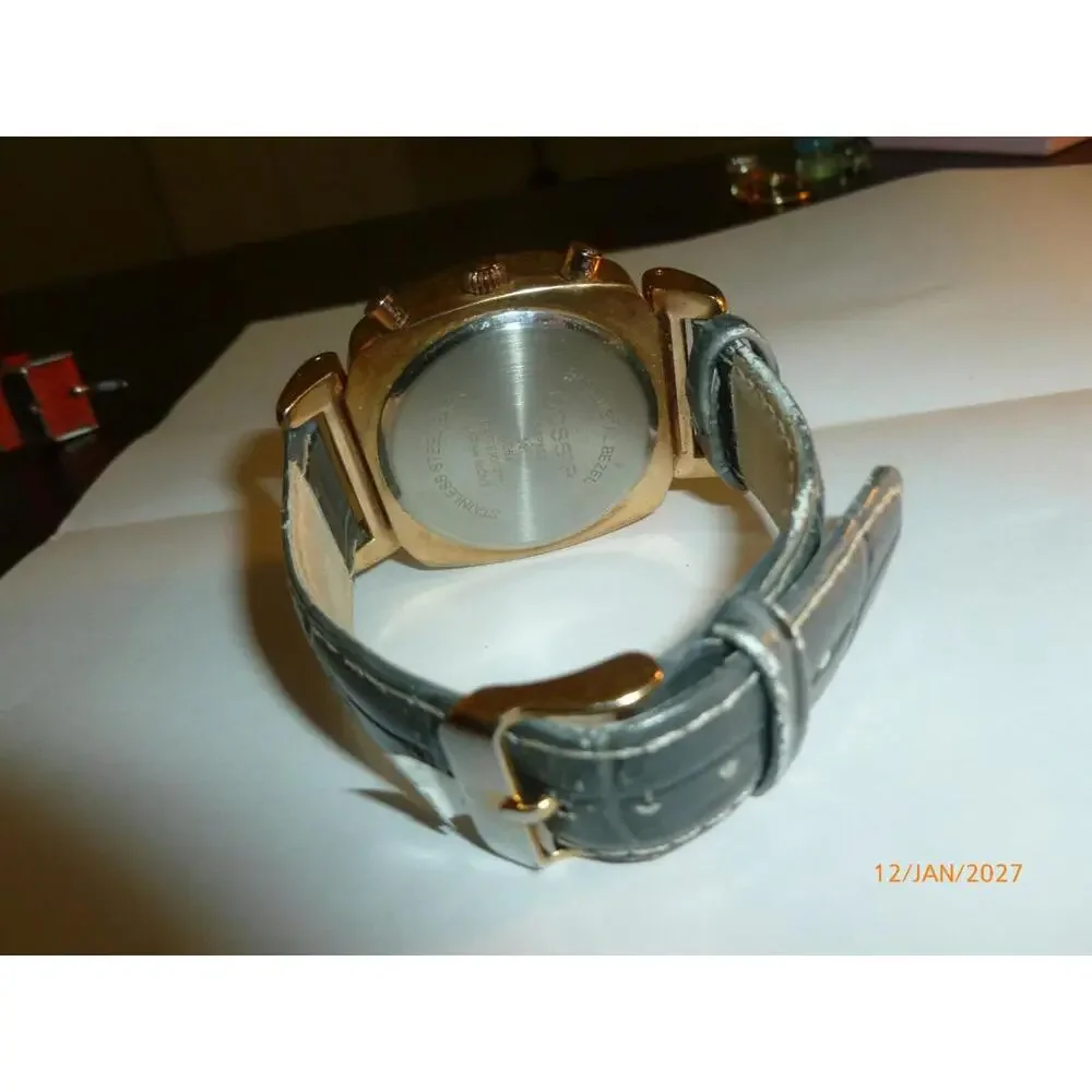 Gossip Mother‎ Pearl Crystals Silver Tone Women’s Watch Leather Band